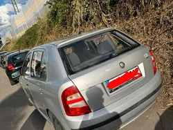 Silber Gebraucht 2004 Skoda Fabia Kleinwagen | 1.500 € (Fairer Preis)