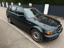 Grün Gebraucht 2003 BMW 330 Kombi | 4.900 € (Fairer Preis)