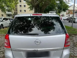 Silber Gebraucht 2008 Opel Zafira Van / Kleinbus | 1.800 € (Fairer Preis)
