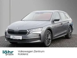 Graphitegrau metallic Gebraucht 2024 Skoda Octavia Selection Kombi | 32.980 € (Superpreis)
