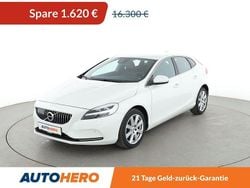 Weiß Gebraucht 2017 Volvo V40 Inscription Kombi | 14.680 € (Fairer Preis)