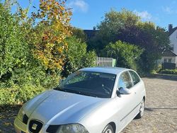 Silber Gebraucht 2005 VW Polo Kleinwagen | 1.100 € (Guter Preis)