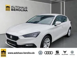 Weiß Neu 2025 Seat Leon Limousine | 29.444 € (Guter Preis)