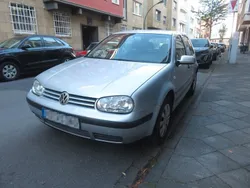 Silber Gebraucht 2002 VW Golf IV Limousine | 1.100 € (Superpreis)