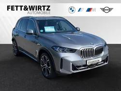 Skyscraper grau metallic Gebraucht 2024 BMW X5 SUV | 79.800 €