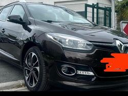 Braun Gebraucht 2014 Renault Mégane III Bose Edition Kombi | 7.499 €
