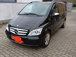 Schwarz Gebraucht 2012 Mercedes Viano Van / Kleinbus | 18.700 € (Fairer Preis)