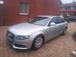 Silber Gebraucht 2009 Audi A4 Limousine | 7.000 € (Guter Preis)