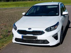 Weiß Gebraucht 2018 Kia Ceed Limousine | 12.500 € (Fairer Preis)