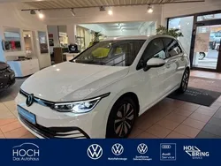 Pure white Gebraucht 2024 VW Golf VIII Move Limousine | 23.500 € (Fairer Preis)