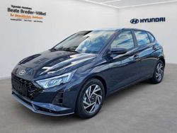 Aurora grey / met Neu 2025 Hyundai i20 Comfort Limousine | 20.990 € (Fairer Preis)