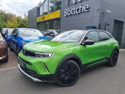 Lackierung matcha green/typ aussenverkleidung metalliclackierung Gebraucht 2023 Opel Mokka Ultimate SUV | 23.780 € (Fairer Preis)