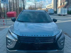 Grau Gebraucht 2022 Mitsubishi Eclipse Cross Plus SUV | 26.000 € (Guter Preis)