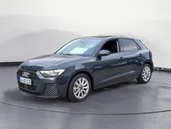 Grau Neu 2025 Audi A1 Sportback Kleinwagen | 28.400 € (Teuer)