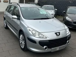 Grau Gebraucht 2005 Peugeot 307 Kombi | 2.950 € (Teuer)