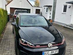 Schwarz Gebraucht 2019 VW Golf VII GTI Limousine | 16.300 € (Guter Preis)