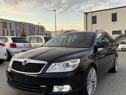 Schwarz Gebraucht 2013 Skoda Octavia Limousine | 7.950 € (Superpreis)