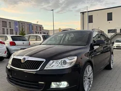 Schwarz Gebraucht 2013 Skoda Octavia Limousine | 8.450 € (Fairer Preis)