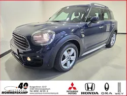 Blau Gebraucht 2018 Mini One Countryman SUV | 18.680 € (Etwas zu teuer)