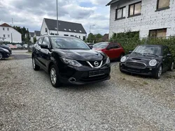 Schwarz Gebraucht 2014 Nissan Qashqai Tekna SUV | 10.999 € (Guter Preis)