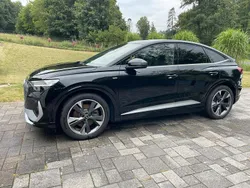 Schwarz Gebraucht 2022 Audi Q4 Sportback e-tron SUV | 32.500 € (Fairer Preis)