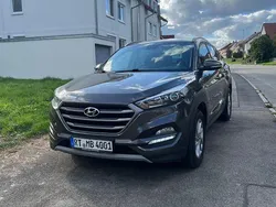 Grau Gebraucht 2017 Hyundai Tucson Style SUV | 15.500 € (Fairer Preis)