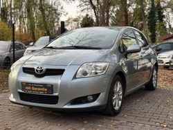 Silber Gebraucht 2009 Toyota Auris Limousine | 3.999 € (Guter Preis)