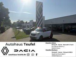 Weiß Gebraucht 2016 Smart ForFour Prime Kleinwagen | 10.890 € (Fairer Preis)