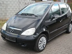Schwarz Gebraucht 2004 Mercedes A160 Classic Van / Kleinbus | 599 € (Superpreis)