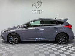 Slategrau Gebraucht 2016 Ford Focus RS Limousine | 32.000 €