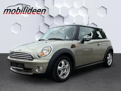 Grau Gebraucht 2008 Mini Cooper Kleinwagen | 5.750 € (Fairer Preis)