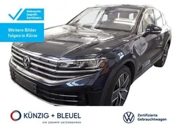 Blau (meloe blue kristalleffekt) Gebraucht 2023 VW Touareg Comfortline SUV | 64.891 €