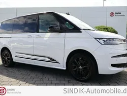 Candyweiß Gebraucht 2023 VW T7 Edition Van | 55.980 € (Teuer)