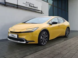 Gelb Gebraucht 2024 Toyota Prius Plug-in Hybrid Executive Kleinwagen | 45.980 € (Etwas zu teuer)