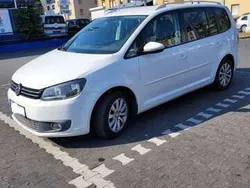 Weiß Gebraucht 2010 VW Touran Highline Van / Kleinbus | 6.300 € (Teuer)