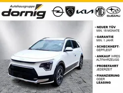 Schnee weiß Gebraucht 2023 Kia Niro 3 SUV | 37.770 € (Etwas zu teuer)