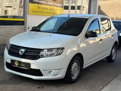 Gebraucht 2014 Dacia Sandero Lauréate Kleinwagen | 2.950 € (Guter Preis)
