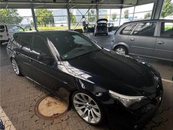 Schwarz Gebraucht 2008 BMW 530 M Sport Kombi | 10.000 € (Teuer)