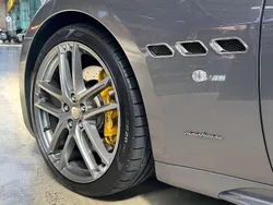 Silber Gebraucht 2018 Maserati GranCabrio Cabrio | 87.490 € (Superpreis)