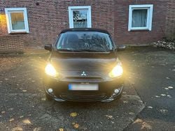 Schwarz Gebraucht 2017 Mitsubishi Space Star Kleinwagen | 6.000 € (Guter Preis)