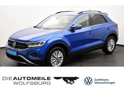 Ravennablau metallic Gebraucht 2024 VW T-Roc Life SUV | 24.390 € (Fairer Preis)