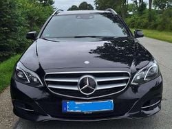 Schwarz Gebraucht 2015 Mercedes 300 Kombi | 14.999 € (Fairer Preis)
