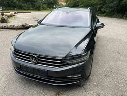 Grau Gebraucht 2021 VW Passat Business Kombi | 19.490 € (Fairer Preis)