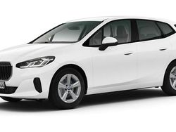 Weiß Gebraucht 2024 BMW 216 Active Tourer Luxury Line Van / Kleinbus | 29.251 € (Fairer Preis)