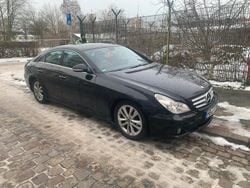 Schwarz Gebraucht 2006 Mercedes CLS320 AMG Limousine | 4.200 €