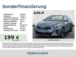 Lunarsilber metallic Gebraucht 2025 Kia Ceed Kleinwagen | 24.850 € (Fairer Preis)