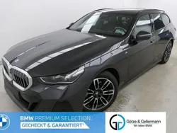 Grau Gebraucht 2024 BMW 520 M Sport Kombi | 54.440 € (Superpreis)
