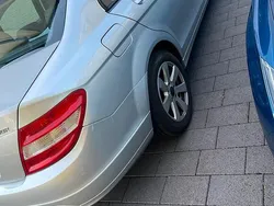 Silber Gebraucht 2009 Mercedes C180 Limousine | 4.000 €