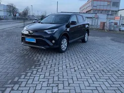 Schwarz Gebraucht 2017 Toyota RAV4 Hybrid SUV | 17.000 € (Guter Preis)