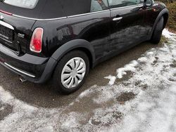 Schwarz Gebraucht 2005 Mini One Cabriolet Cabrio | 3.850 € (Fairer Preis)